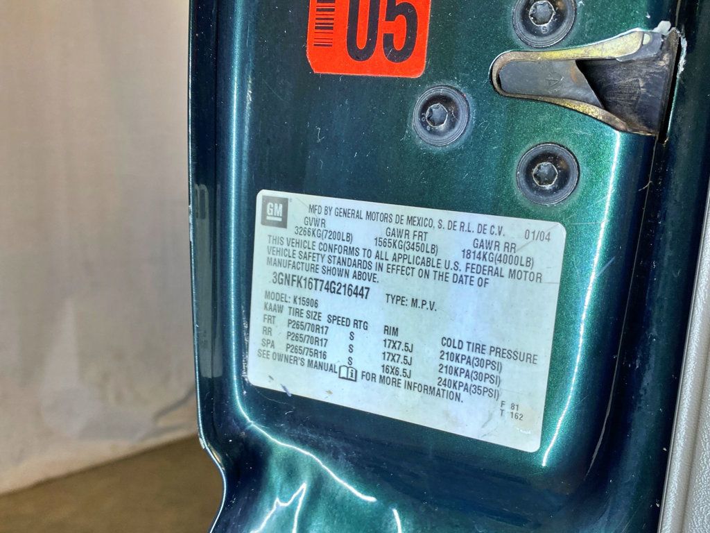 2004 Chevrolet Suburban 4dr 1500 4WD Z71 - 23011286 - 66