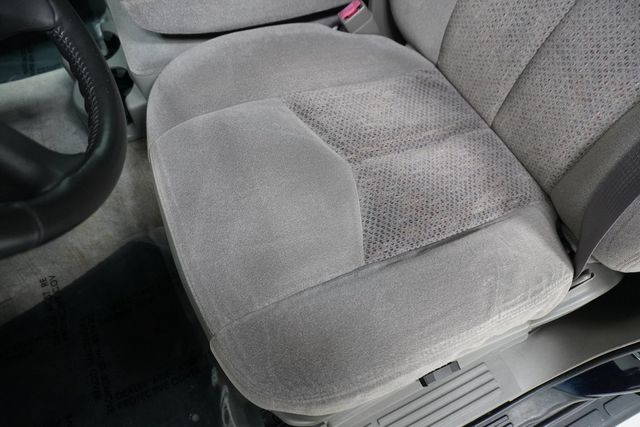 2004 Chevrolet Suburban 4dr 1500 LS - 22951122 - 9