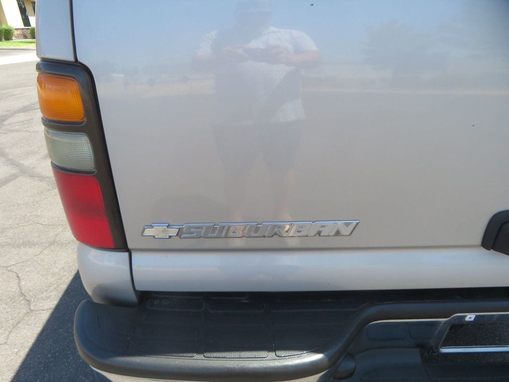 2004 Chevrolet Suburban 4X4 CHEVY SUBURBAN EXTRA CLEAN 2 OWNER AZ TRUCK 4X4 8 SEATER  - 23062362 - 12
