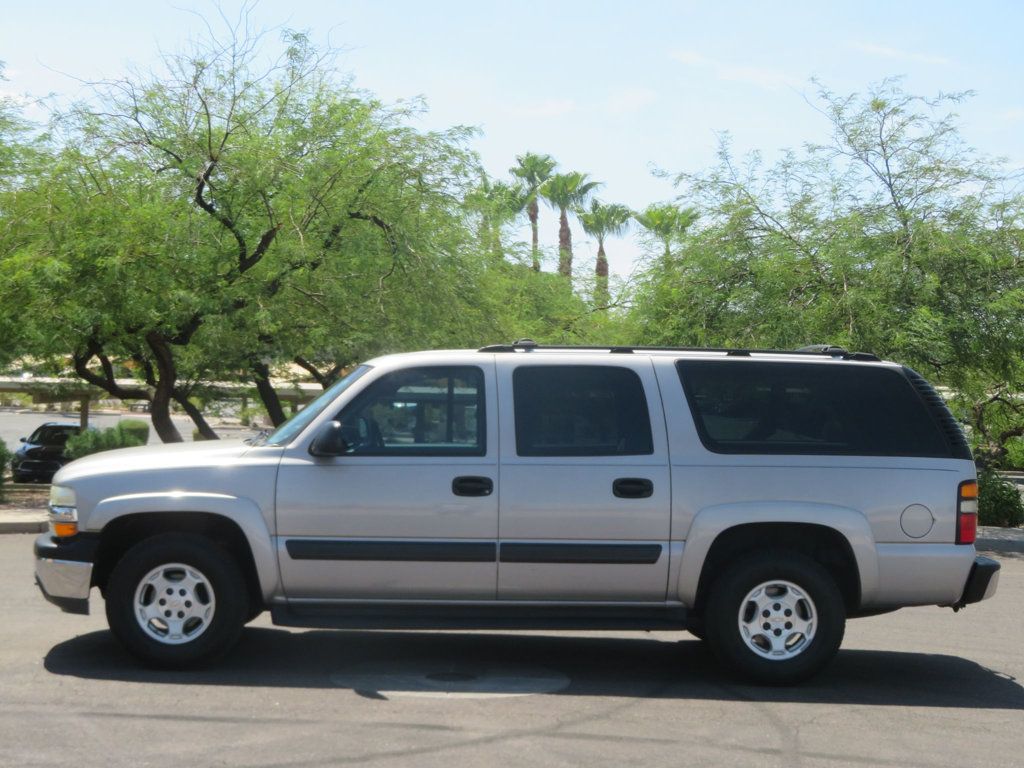 2004 Chevrolet Suburban 4X4 CHEVY SUBURBAN EXTRA CLEAN 2 OWNER AZ TRUCK 4X4 8 SEATER  - 23062362 - 1