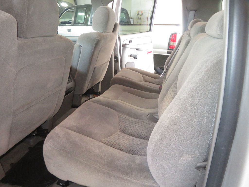 2004 Chevrolet Suburban 4X4 CHEVY SUBURBAN EXTRA CLEAN 2 OWNER AZ TRUCK 4X4 8 SEATER  - 23062362 - 21