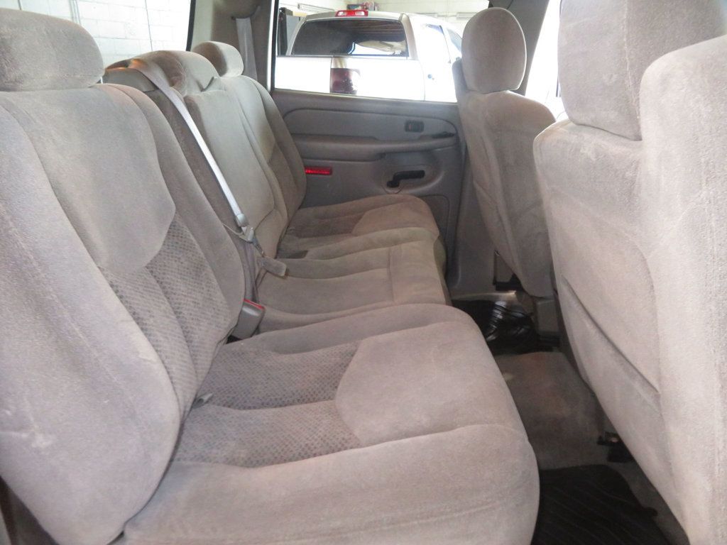 2004 Chevrolet Suburban 4X4 CHEVY SUBURBAN EXTRA CLEAN 2 OWNER AZ TRUCK 4X4 8 SEATER  - 23062362 - 26