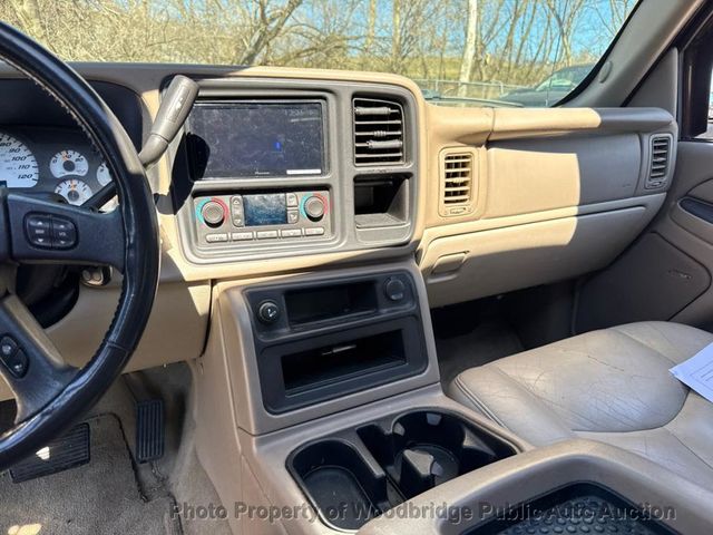 2004 Chevrolet Tahoe 4dr 1500 4WD LS - 22997744 - 10