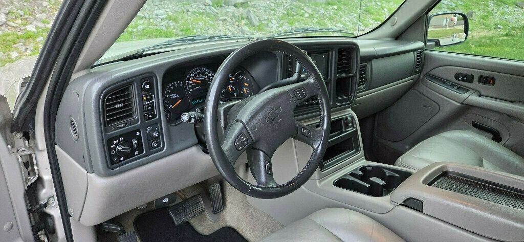 2004 Chevrolet Tahoe 4dr 1500 4WD Z71 - 22999703 - 9