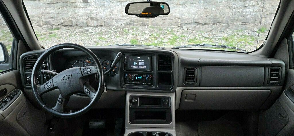 2004 Chevrolet Tahoe 4dr 1500 4WD Z71 - 22999703 - 26