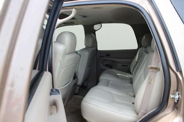 2004 Chevrolet Tahoe Base 4dr SUV - 23023435 - 6