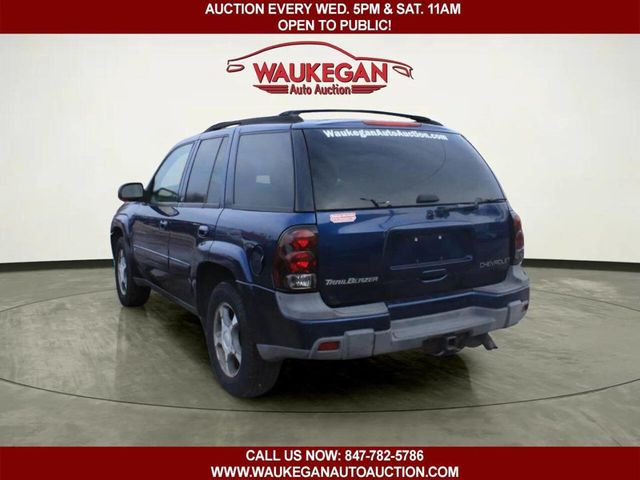 2004 Chevrolet Trailblazer 4dr 4WD LS - 23001765 - 3