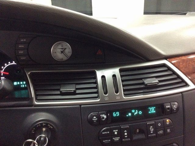 2004 Chrysler Pacifica Base Trim - 22940781 - 14