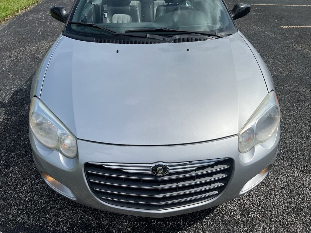 2004 Chrysler Sebring Convertible Touring Platinum Edition - 22884341 - 18