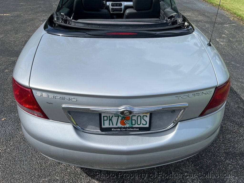 2004 Chrysler Sebring Convertible Touring Platinum Edition - 22884341 - 19