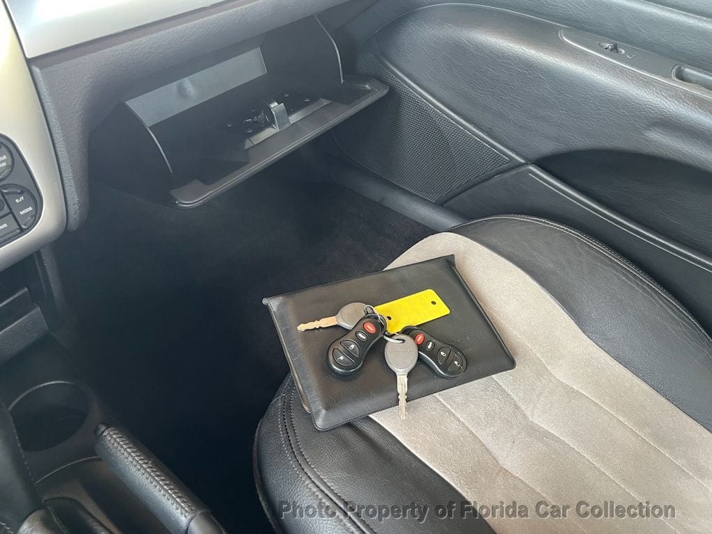 2004 Chrysler Sebring Convertible Touring Platinum Edition - 22884341 - 35