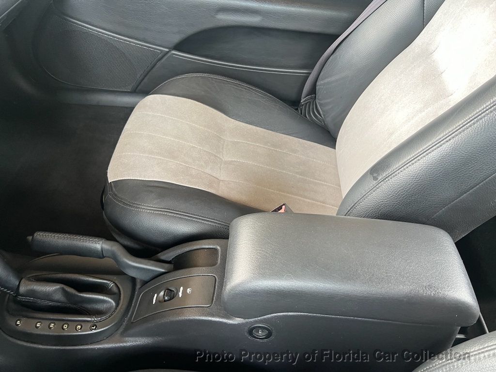 2004 Chrysler Sebring Convertible Touring Platinum Edition - 22884341 - 41
