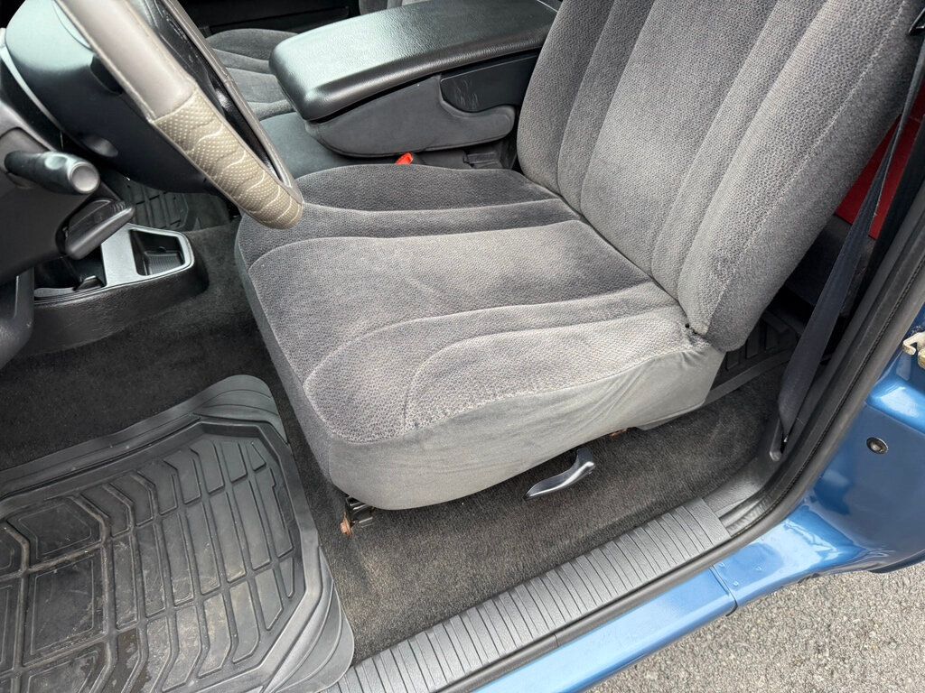 2004 Dodge Dakota Club Cab photo 18