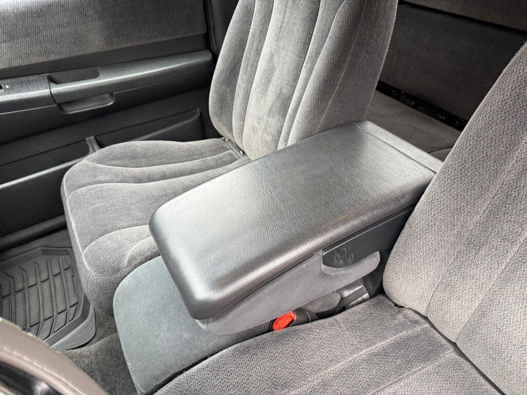 2004 Dodge Dakota Club Cab photo 25