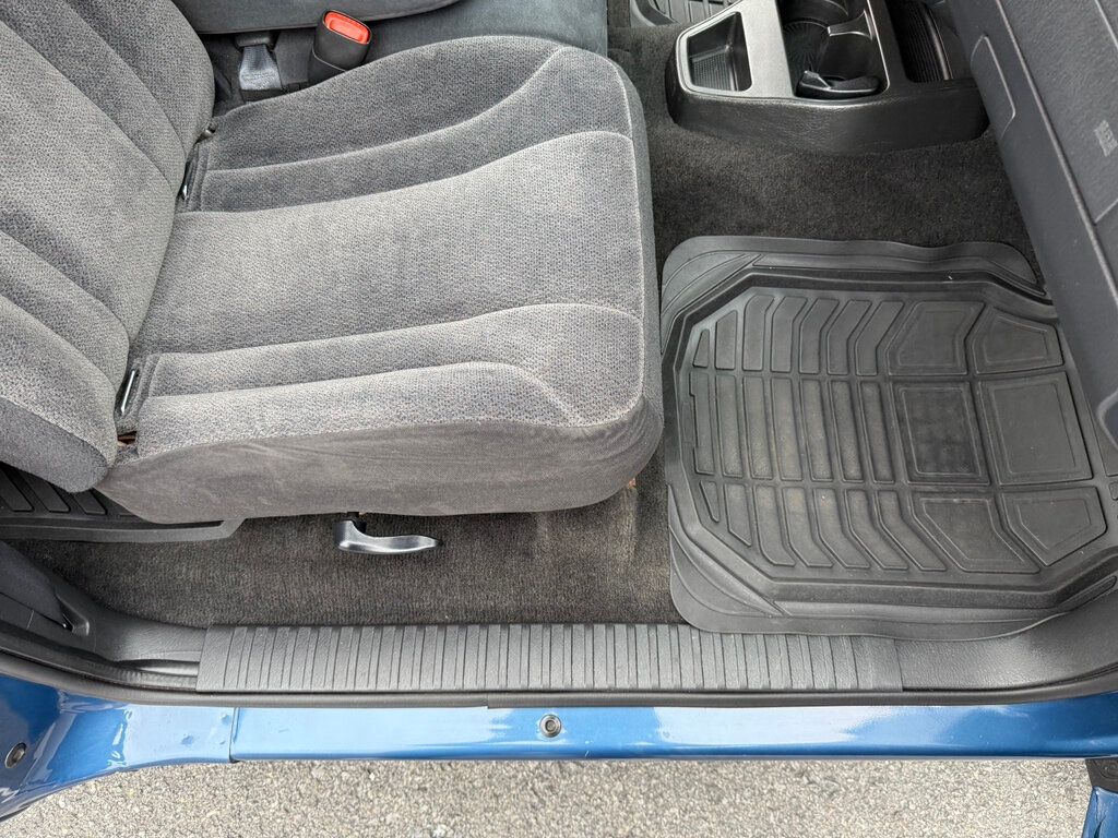 2004 Dodge Dakota Club Cab photo 31