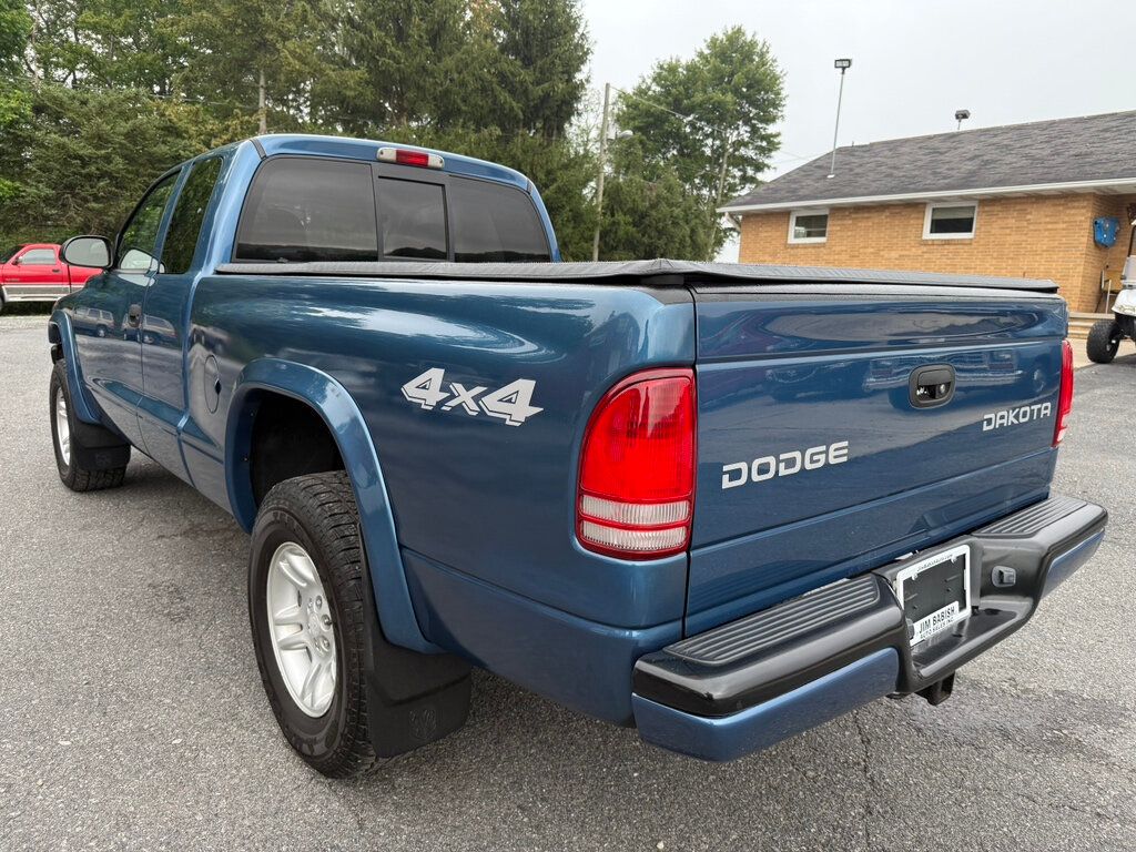 2004 Dodge Dakota Club Cab photo 5