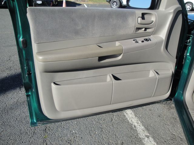 2004 Dodge Dakota Club Cab SLT CLUB-CAB, 1-OWNER, ONLY 63K MILES! MINT-COND! - 22927664 - 45