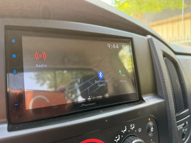 2004 Dodge Ram 1500 2dr Reg Cab 140.5" WB 4WD SLT - 23026915 - 25