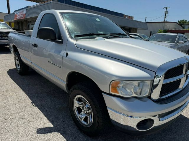 2004 Dodge Ram 1500 2dr Reg Cab 140.5" WB 4WD SLT - 23026915 - 4