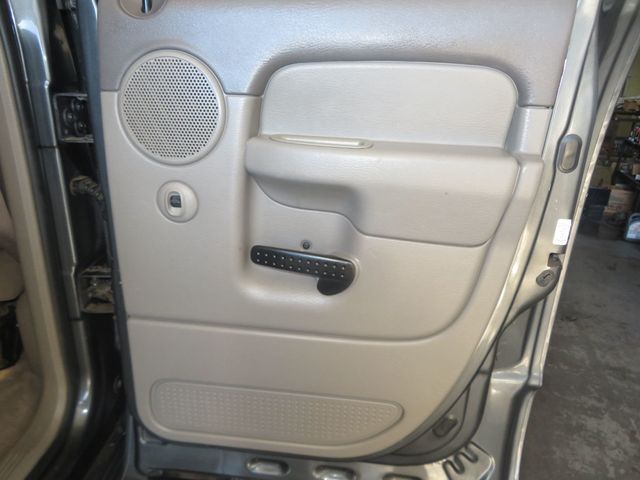 2004 Dodge Ram 2500 1OWNER 28 SERVICE RECORDS AZ TRUCK NO ACCIDENTS LIFTED NEW TIRES - 23003344 - 25