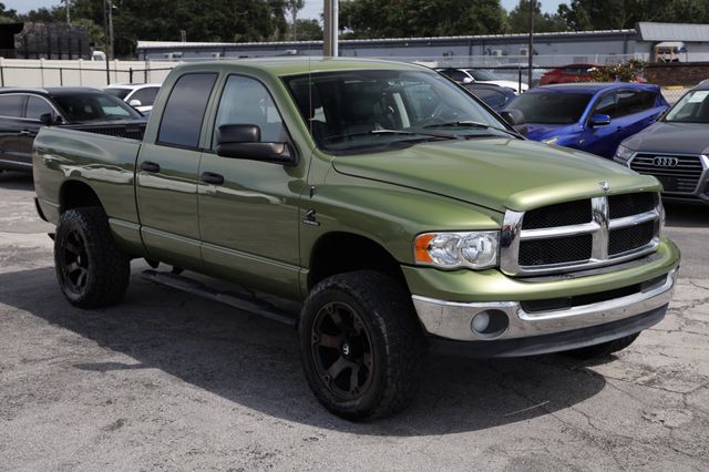 2004 Dodge Ram 2500 4dr Quad Cab 140.5" WB ST - 23067243 - 17