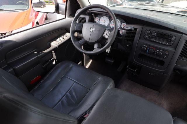 2004 Dodge Ram 2500 4dr Quad Cab 140.5" WB ST - 23067243 - 23