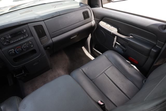 2004 Dodge Ram 2500 4dr Quad Cab 140.5" WB ST - 23067243 - 25