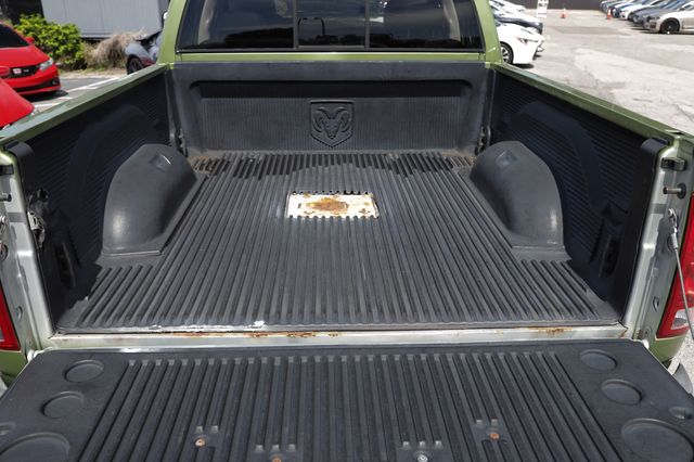 2004 Dodge Ram 2500 4dr Quad Cab 140.5" WB ST - 23067243 - 26