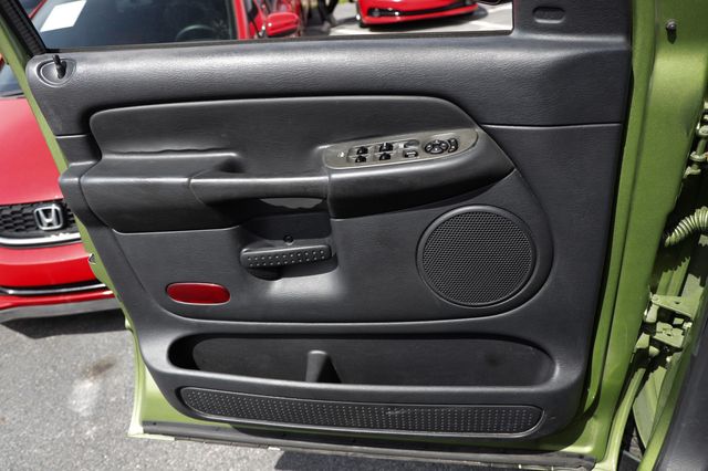 2004 Dodge Ram 2500 4dr Quad Cab 140.5" WB ST - 23067243 - 36