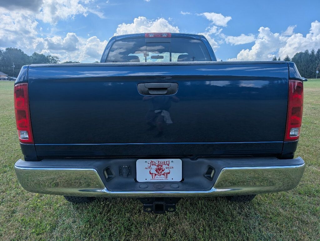 2004 Dodge Ram 3500 SLT photo 6