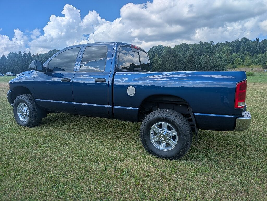 2004 Dodge Ram 3500 SLT photo 8