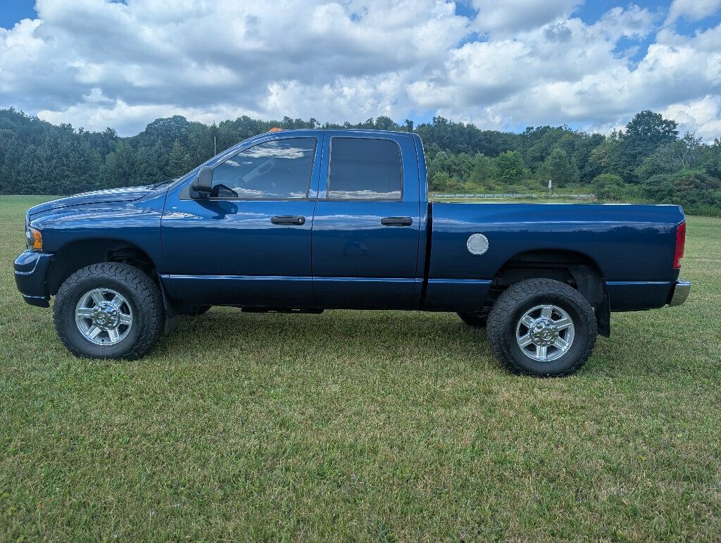 2004 Dodge Ram 3500 SLT photo 9