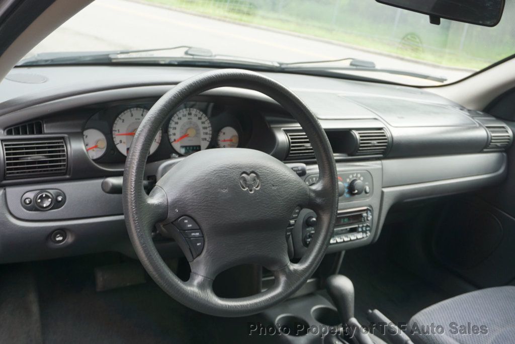 2004 Dodge Stratus 2004 4dr Sedan SXT - 22848147 - 18