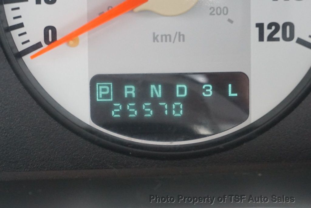 2004 Dodge Stratus 2004 4dr Sedan SXT - 22848147 - 28