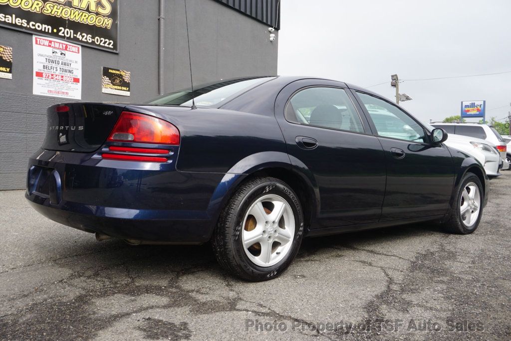 2004 Dodge Stratus 2004 4dr Sedan SXT - 22848147 - 6