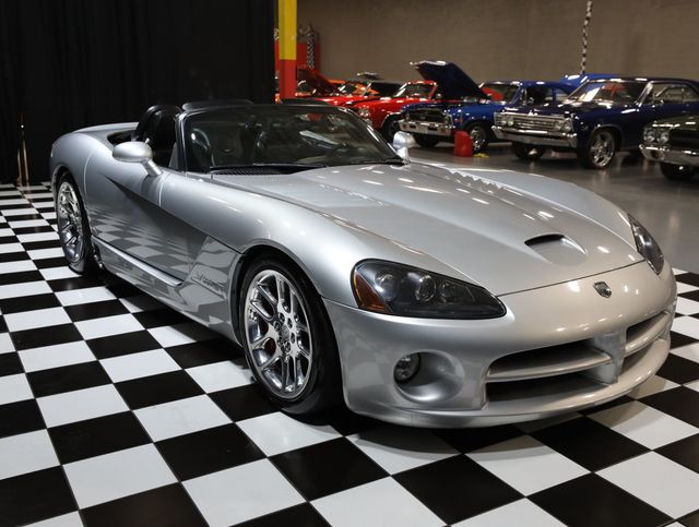 2004 Dodge Viper 2dr Convertible SRT10 - 23055520 - 19
