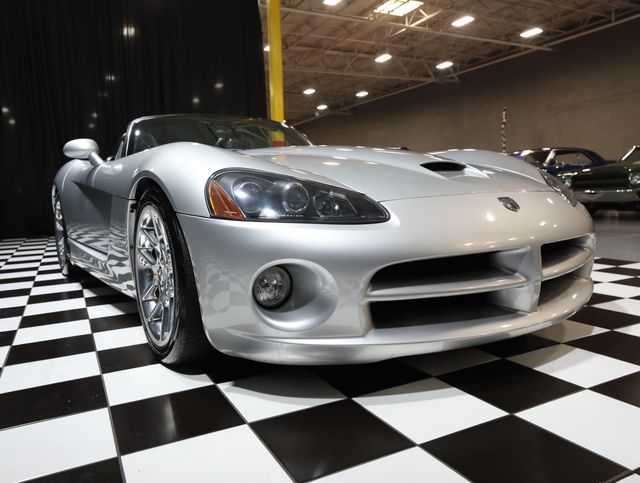 2004 Dodge Viper 2dr Convertible SRT10 - 23055520 - 20