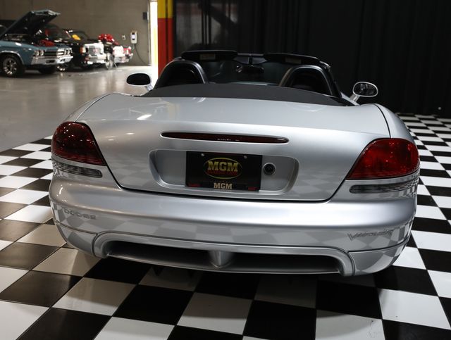 2004 Dodge Viper 2dr Convertible SRT10 - 23055520 - 29