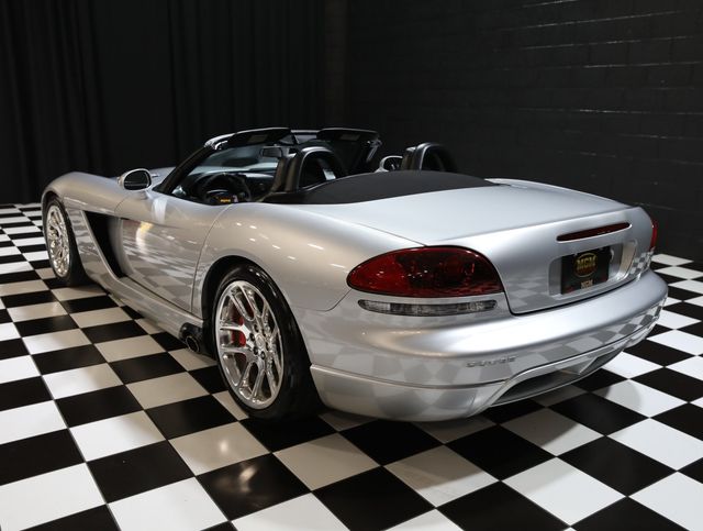 2004 Dodge Viper 2dr Convertible SRT10 - 23055520 - 32