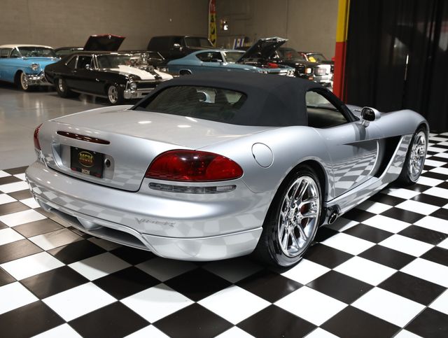 2004 Dodge Viper 2dr Convertible SRT10 - 23055520 - 8
