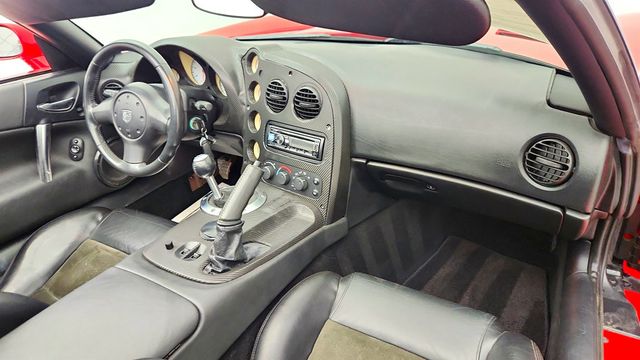 2004 Dodge Viper 2dr Convertible SRT10 with Bluetooth Connectivity - 23010975 - 30