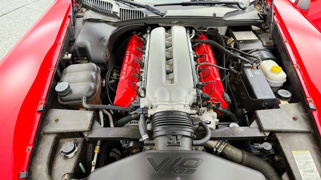 2004 Dodge Viper 2dr Convertible SRT10 with Bluetooth Connectivity - 23010975 - 32