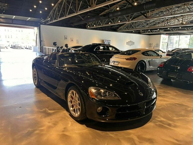 2004 Dodge Viper V10/6SpeedManual/BluetoothRadio/ABS/PwrMirrors/KeylessEntry - 23014726 - 9
