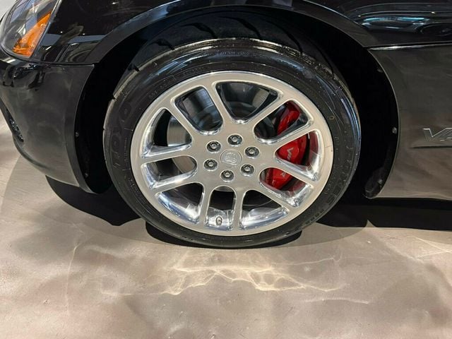 2004 Dodge Viper V10/6SpeedManual/BluetoothRadio/ABS/PwrMirrors/KeylessEntry - 23014726 - 14