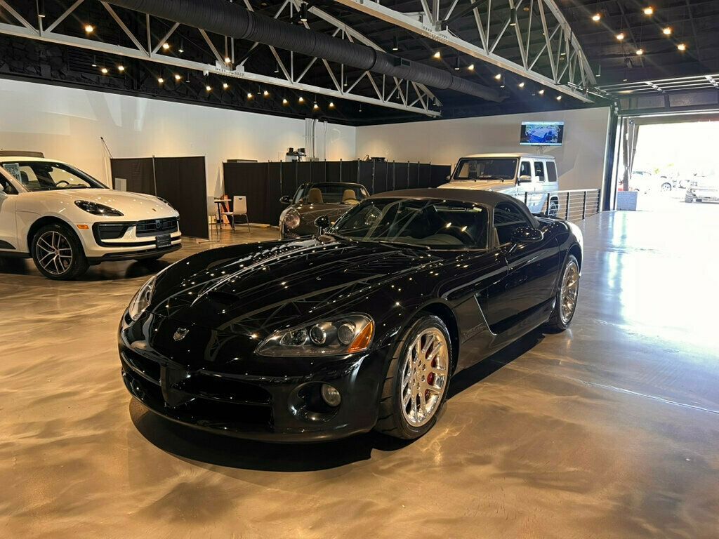 2004 Dodge Viper V10/6SpeedManual/BluetoothRadio/ABS/PwrMirrors/KeylessEntry - 23014726 - 1