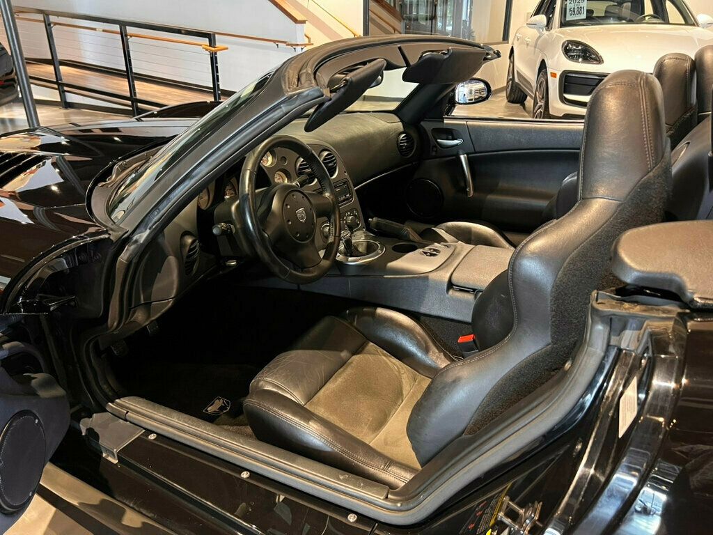 2004 Dodge Viper V10/6SpeedManual/BluetoothRadio/ABS/PwrMirrors/KeylessEntry - 23014726 - 19