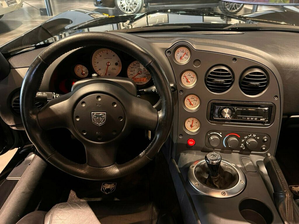 2004 Dodge Viper V10/6SpeedManual/BluetoothRadio/ABS/PwrMirrors/KeylessEntry - 23014726 - 22