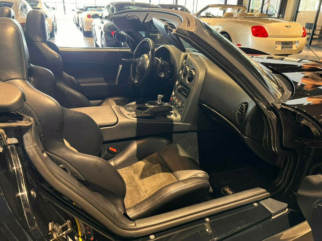 2004 Dodge Viper V10/6SpeedManual/BluetoothRadio/ABS/PwrMirrors/KeylessEntry - 23014726 - 29