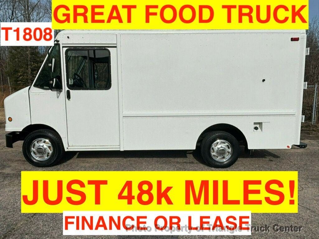 2004 Ford E350HD STEP VAN JUST 48k MILES! GREAT FOR A FOOD TRUCK! - 22961300 | Video 1