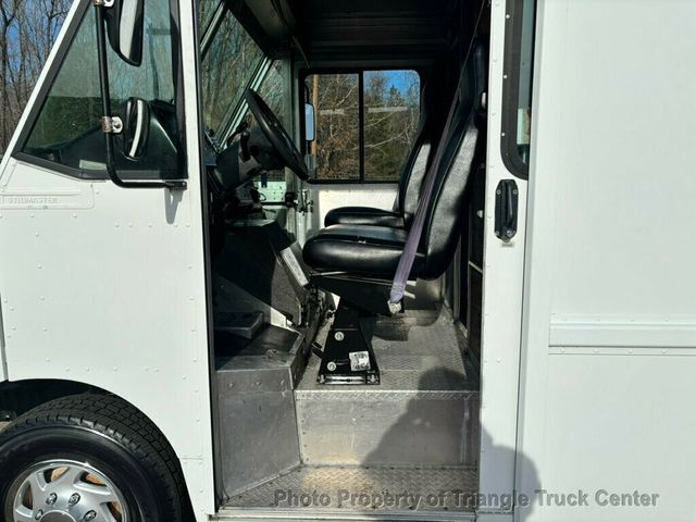 2004 Ford E350HD STEP VAN JUST 48k MILES! GREAT FOR A FOOD TRUCK! - 22961300 - 14